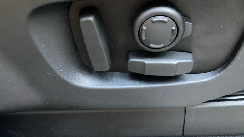 Land Rover Discovery 3.0 D300 R-Dynamic HSE 5dr Auto Diesel Station Wagon